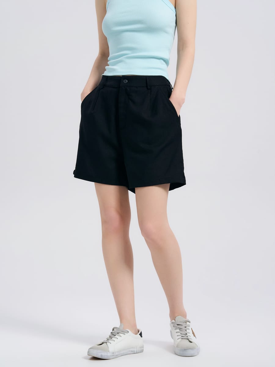 Классические шорты льняные